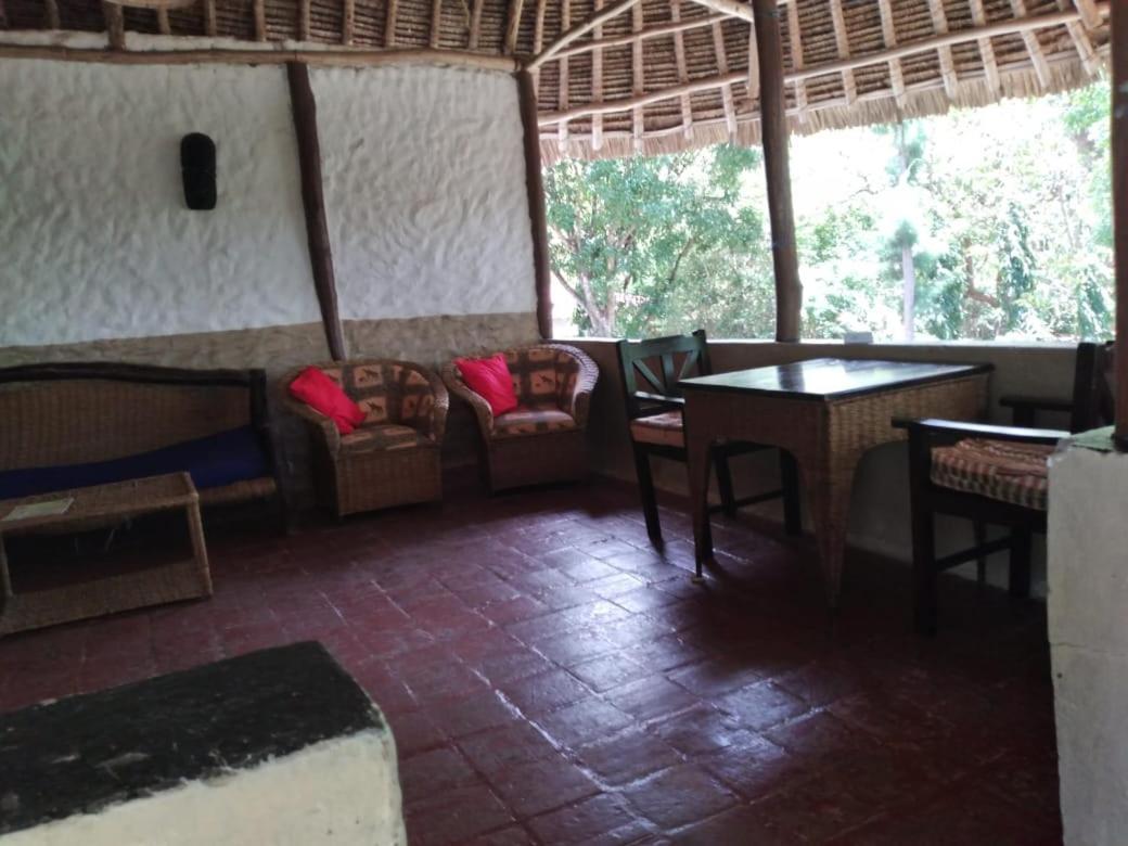 Diani Banda Cottages Diani Beach Exteriér fotografie