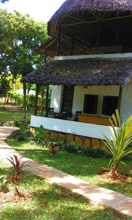 Diani Banda Cottages Diani Beach Exteriér fotografie