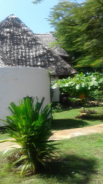Diani Banda Cottages Diani Beach Exteriér fotografie