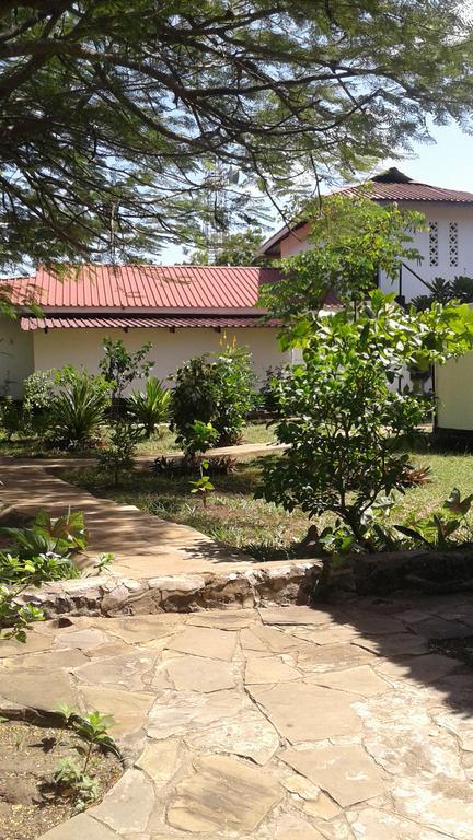 Diani Banda Cottages Diani Beach Exteriér fotografie